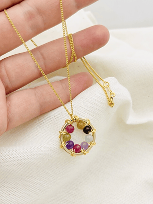 Collar dorado ¨Lirio Reina¨ mix multicolor