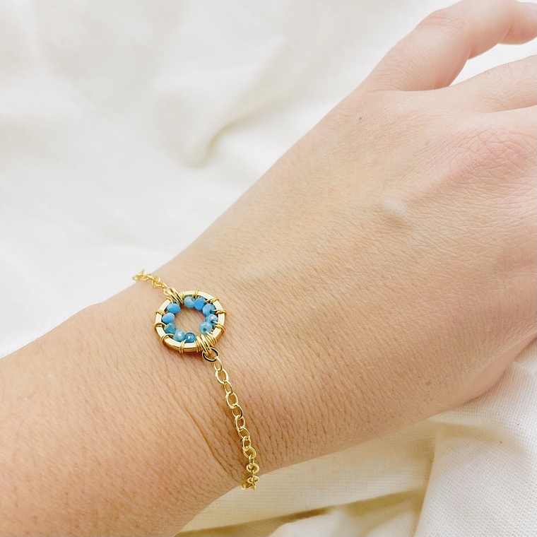 Pulsera dorada ¨Botón¨ de piedras Apatita 2