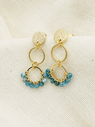 Aretes dorados ¨Tulipán¨ de piedras Apatita