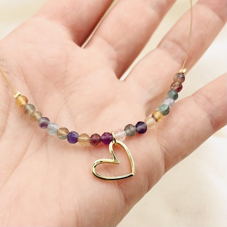 Collar piedras Fluorita y Corazón dorado 1