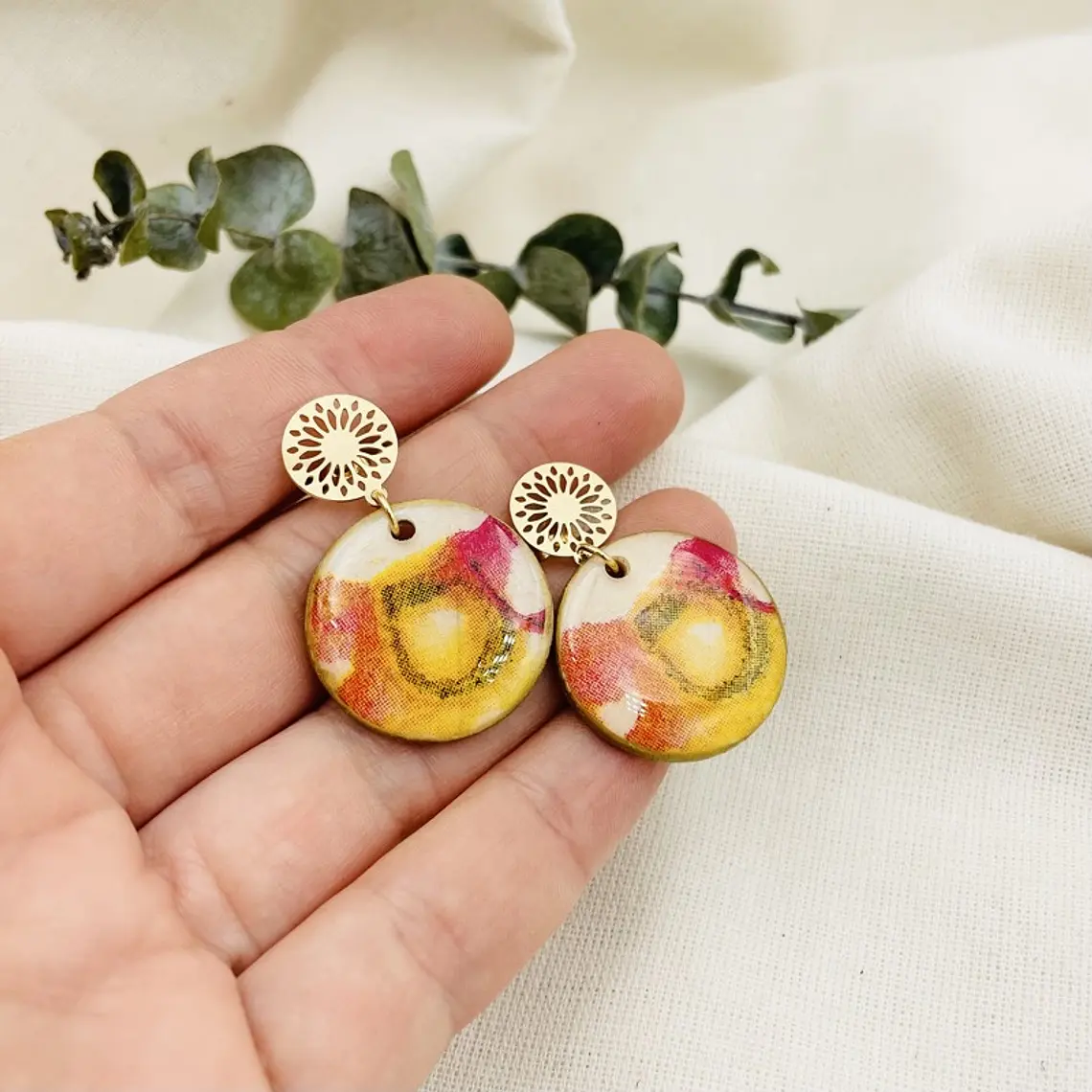 Aretes ¨Découpage¨ con resina 2