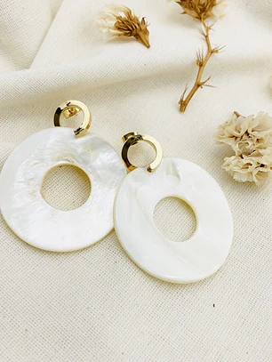 Aretes dorados con rueda de Nácar