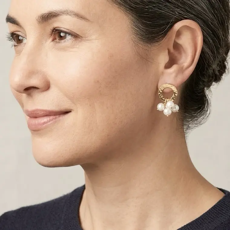 Aretes Dorados Con Racimo De Perlas 5