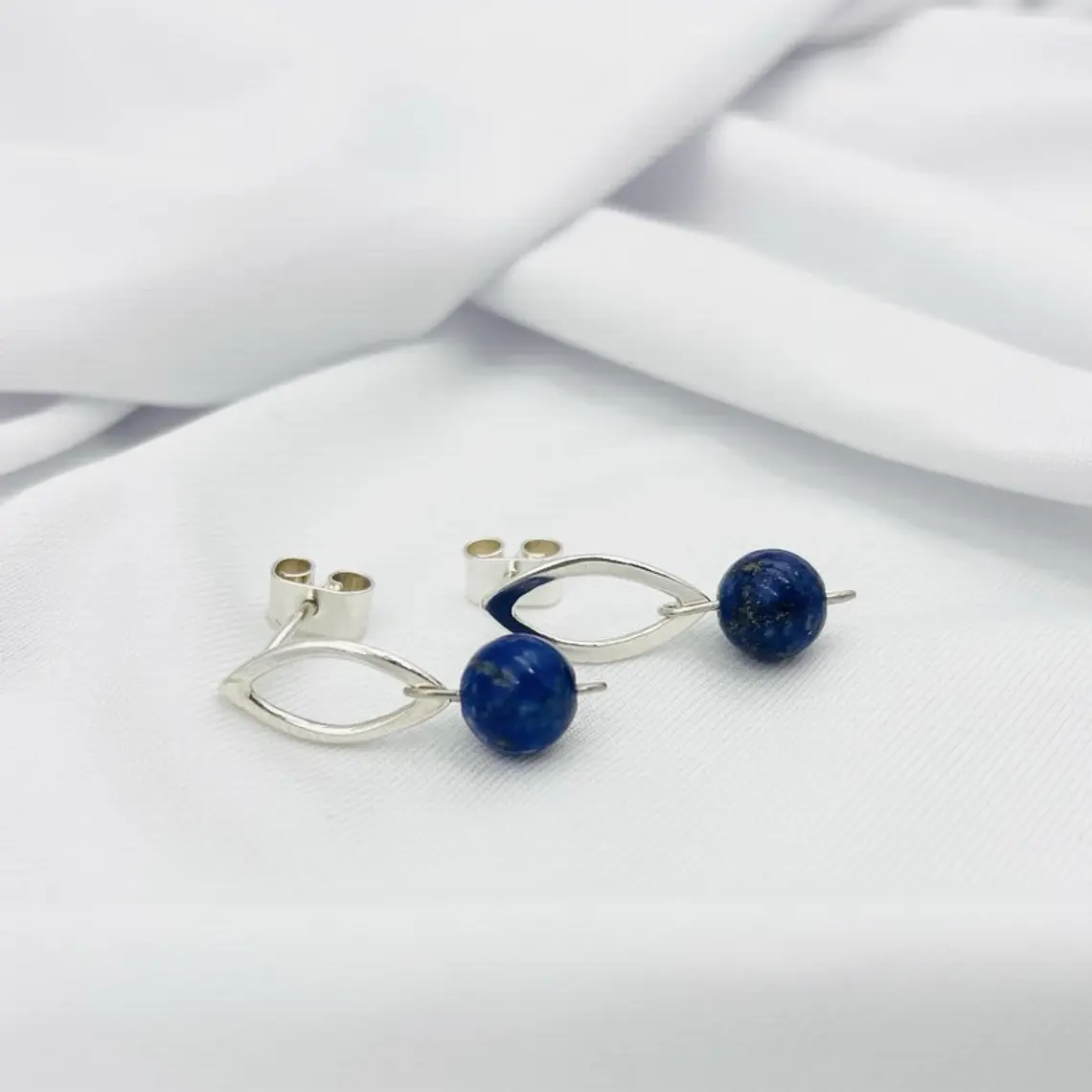 Aretes pequeños de plata y Lapislázuli 1