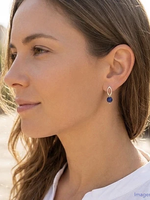 Aretes pequeños de plata y Lapislázuli