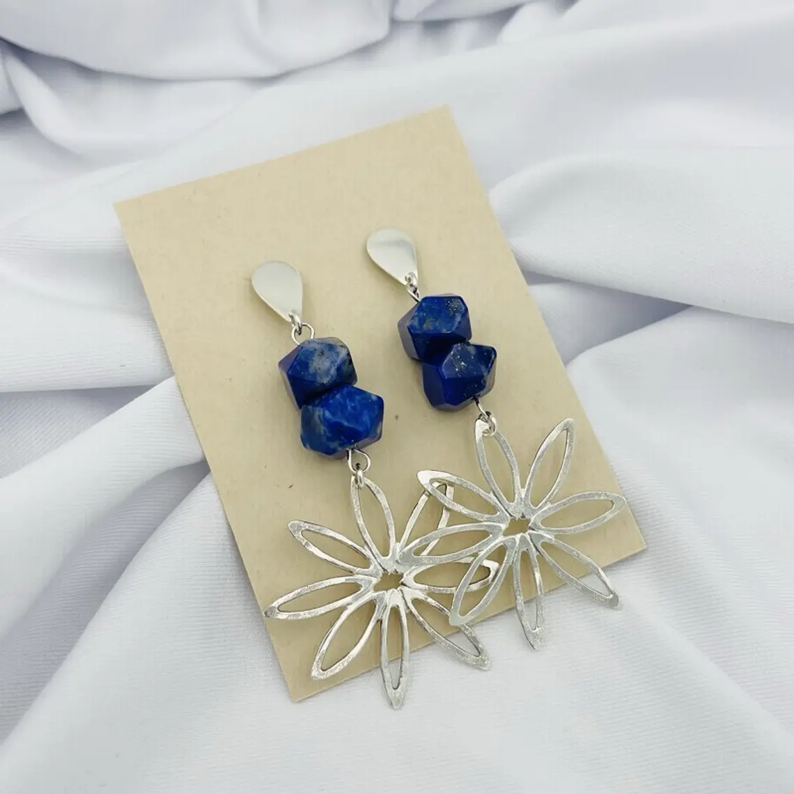 Aretes largos flor Crisantemo de plata con Lapislázuli 3