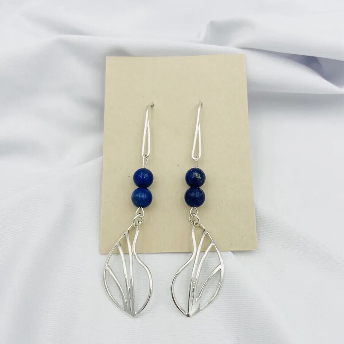 Aretes largos con hojas de plata y Lapislázuli 3