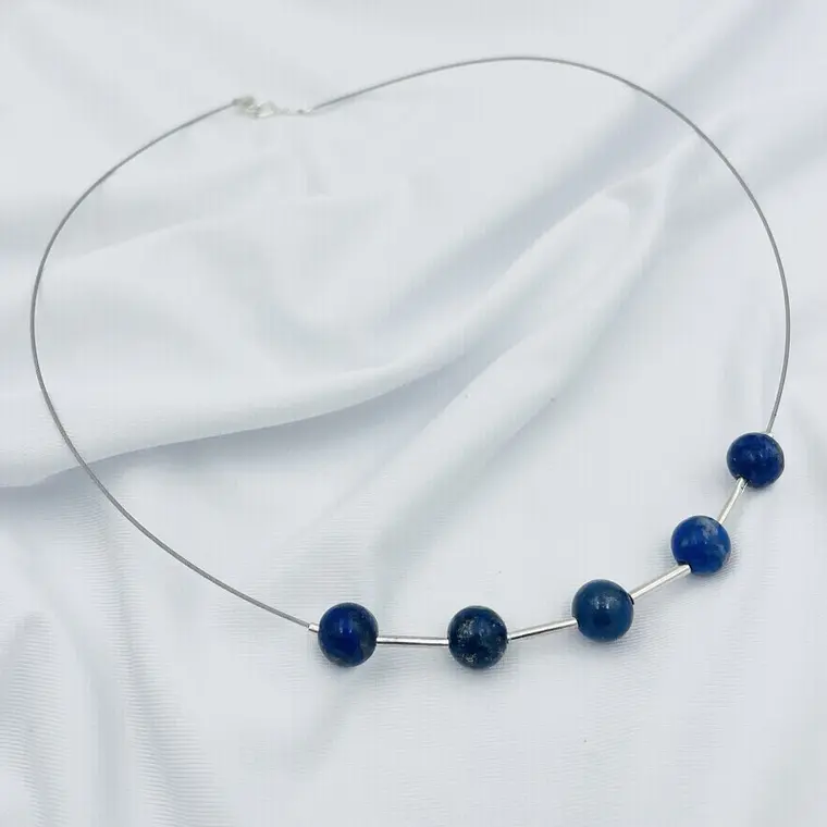 Collar de plata y piedras Lapislazuli 2