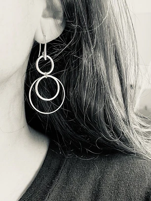 Aretes argollas doradas largos