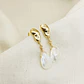 Aretes dorados con gota de Nácar natural - Miniatura 1