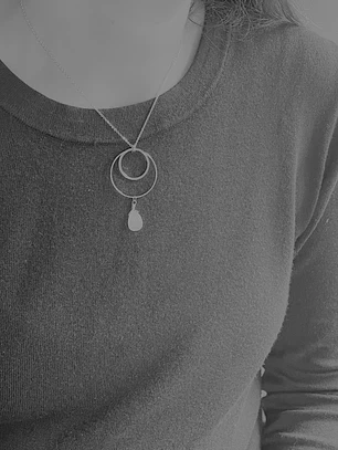 Collar argollas doradas y gota de Nacar