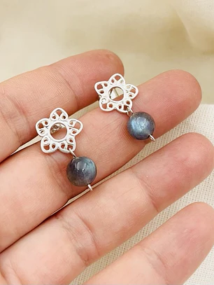Aretes flor de plata y piedra Labradorita