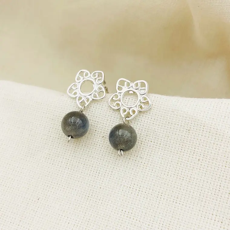 Aretes flor de plata y piedra Labradorita 2