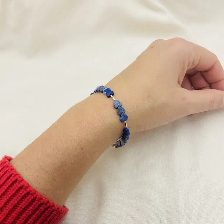 Pulsera corazones de Lapislazuli y plata 3