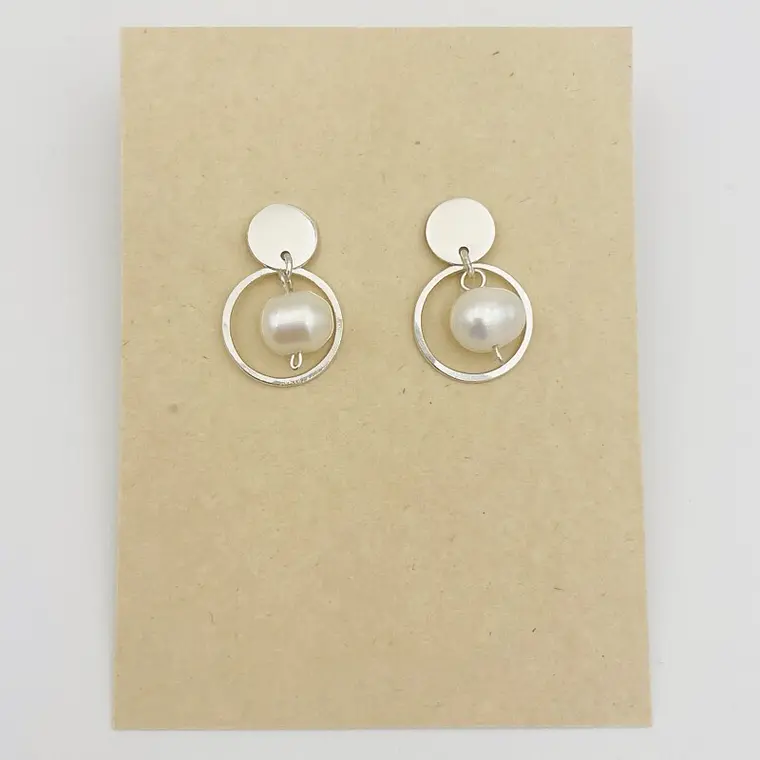 Aretes Argolla Pequeña De Plata Y Perlas 3
