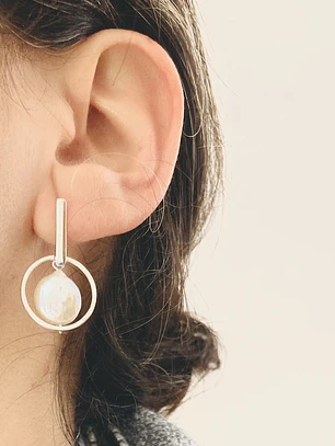Aretes de plata y perlas naturales