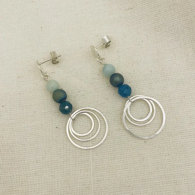 Aretes ¨Cascada¨ con piedras naturales 2