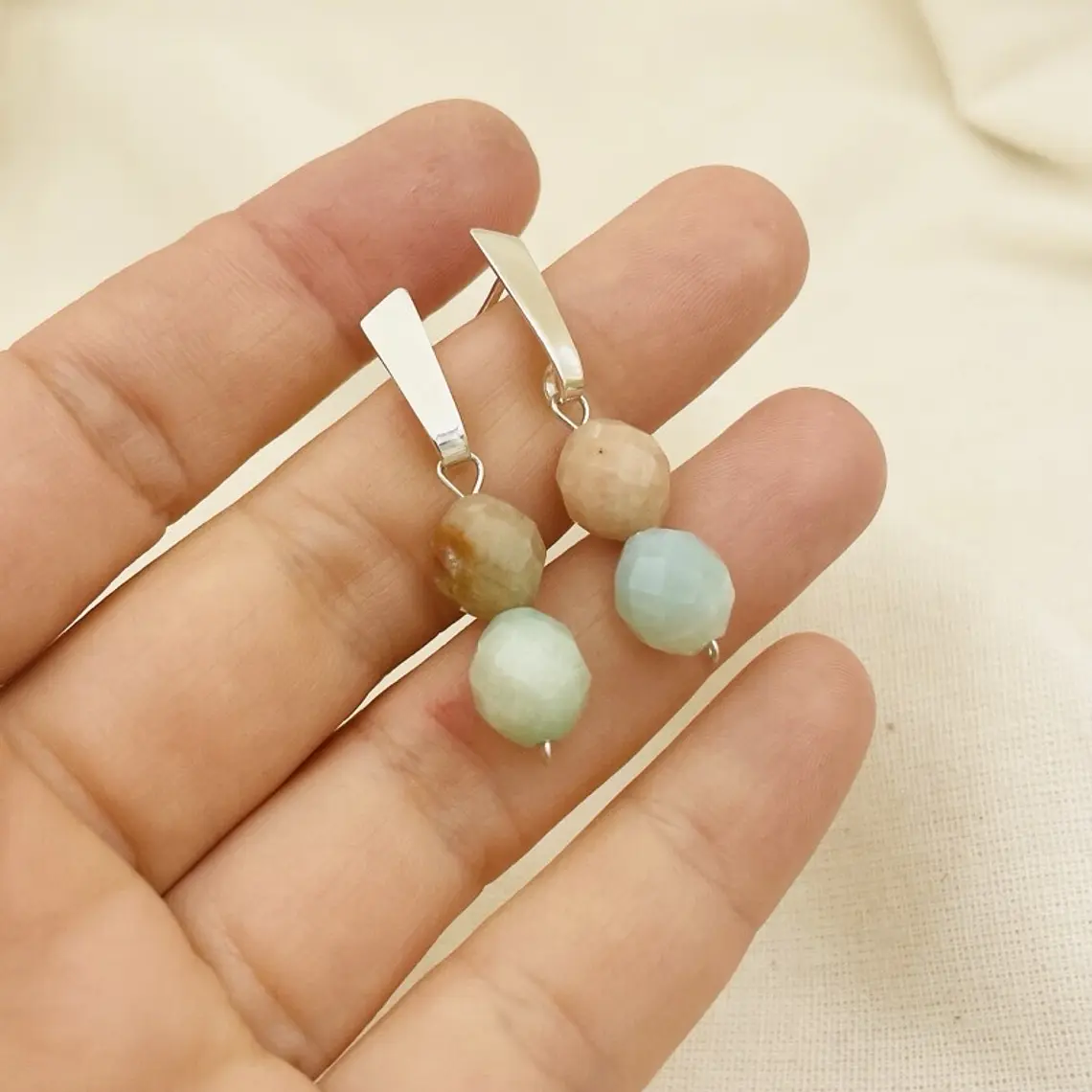 Aretes ¨Cerro¨ de plata con piedras naturales 2