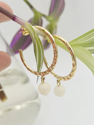 Aretes argolla dorada con piedra Jade natural