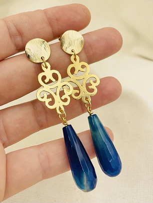 Aretes Largos Dorados con Ágata Azulada