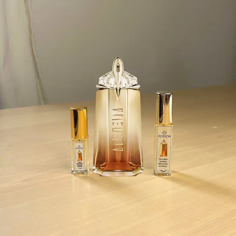 Alien Goddess da Mugler 2