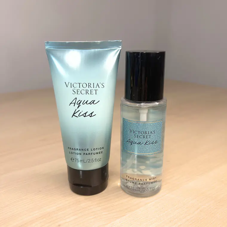 Kit Original Victoria’s Secret Aqua Kiss composto por Body Splash 75ml e Loção Hidratante 70ml 2