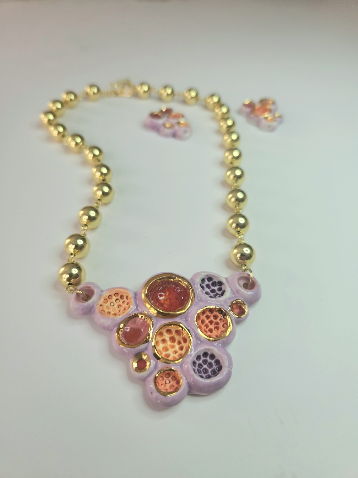 Collar Anemona malva neon 1