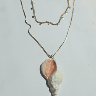 Colgante caracola doble cadena