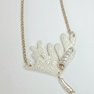 Collar Coral blanco