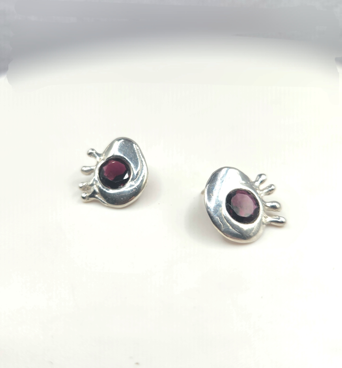 Aros peridoto, granate y apatitas