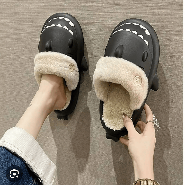 pantuflas de tiburón mujer 2