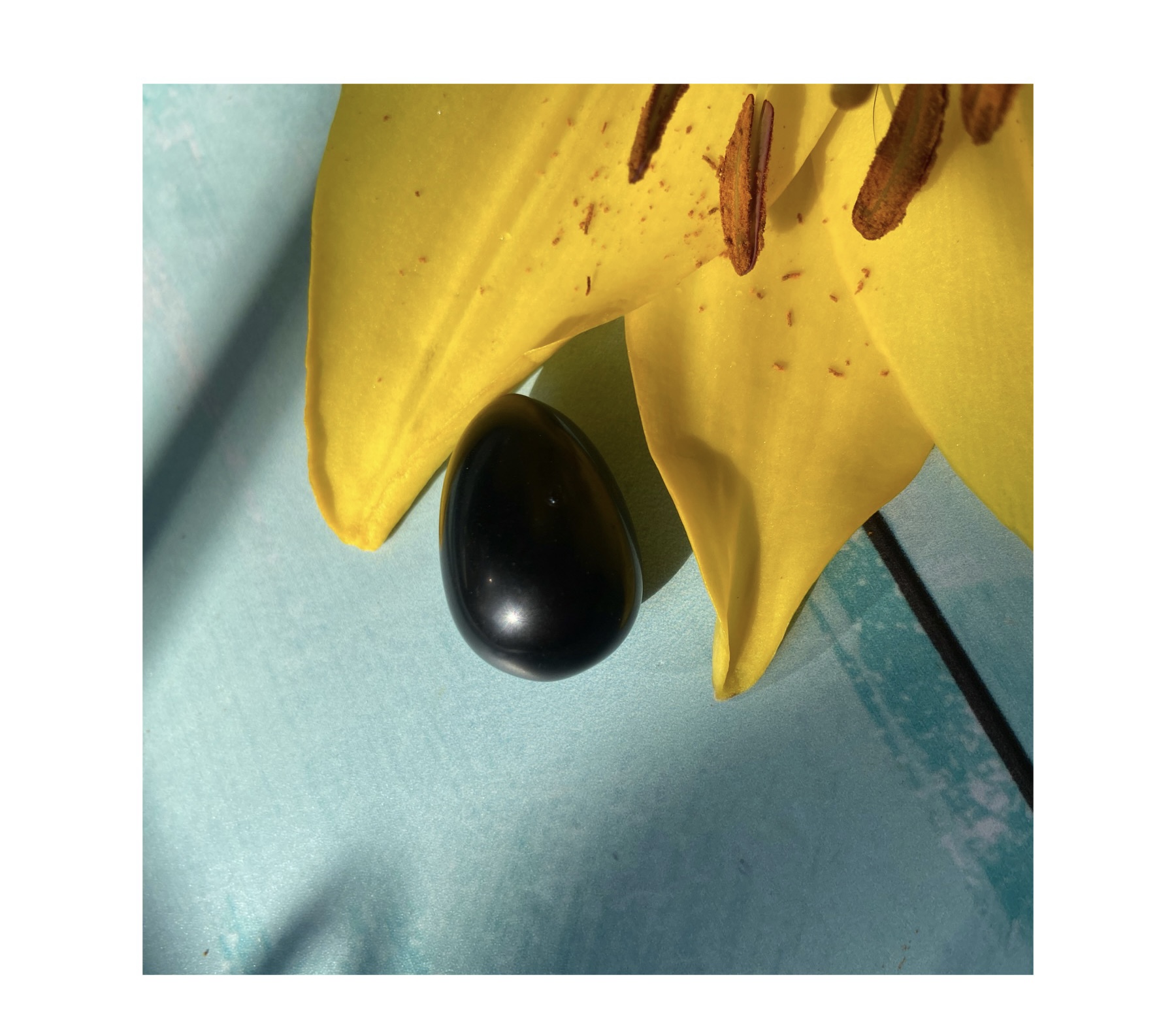 Piedras y huevos yoni