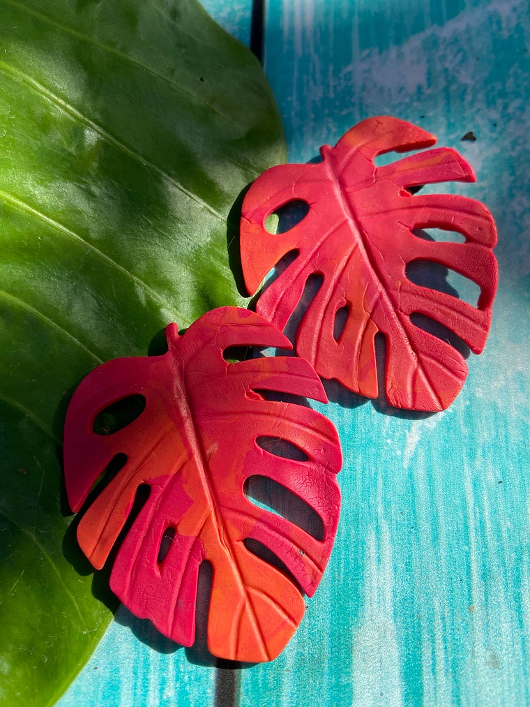 Aros Pendientes monsteras arcilla polimerica 4