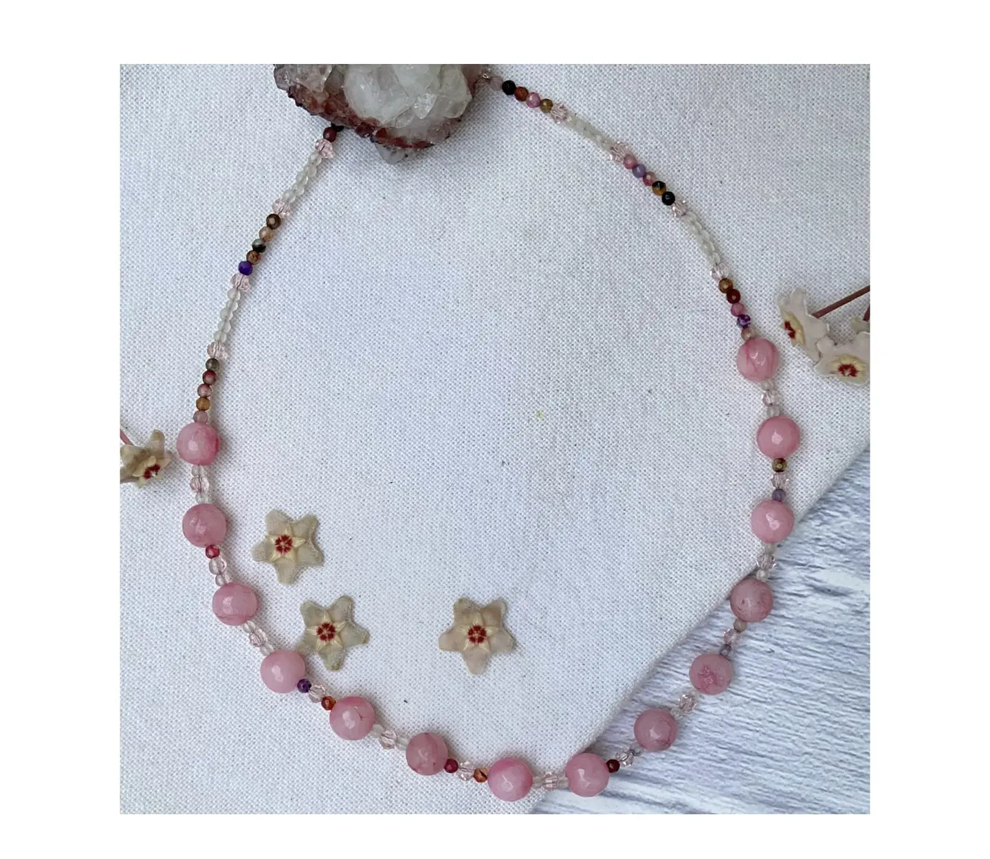 Gargantilla de ágatas rosas 1