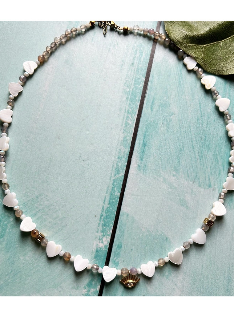 Gargantilla corazones nacar 1