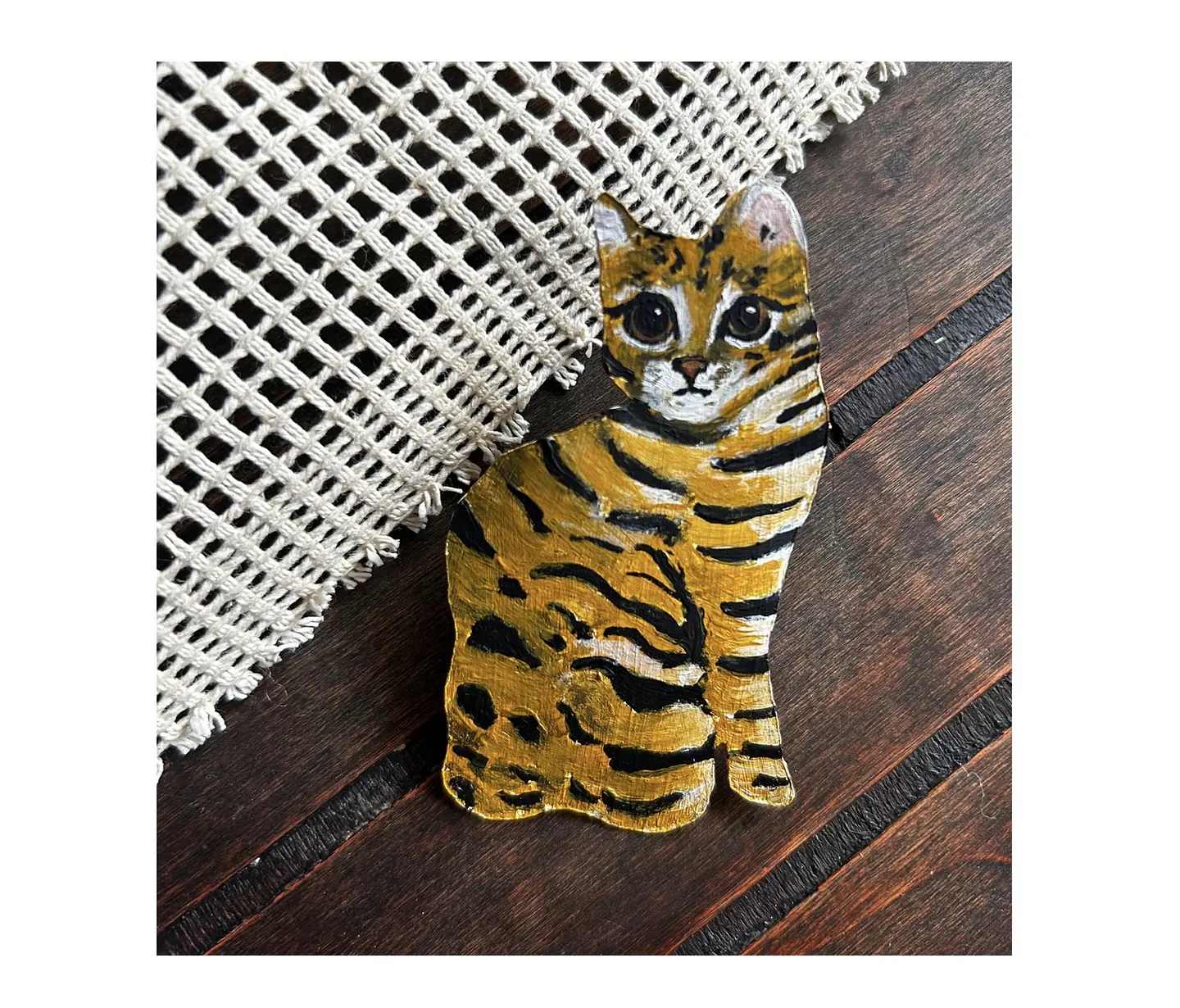 Prendedor de Fauna Ilustrada “Gato Güiña” 1