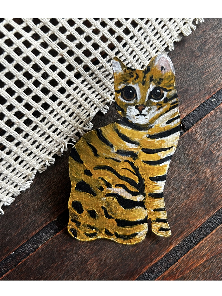 Prendedor de Fauna Ilustrada “Gato Güiña” 1