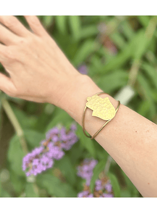 Brazalete mano deFatima en bronce