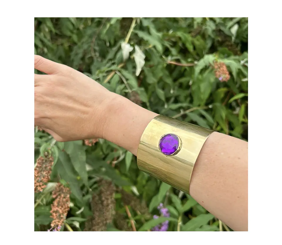 Brazalete de bronce con cristal 1