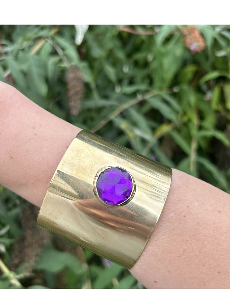 Brazalete de bronce con cristal 2