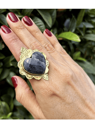 Anillo corazón tipo milagrito  con aventurina azul