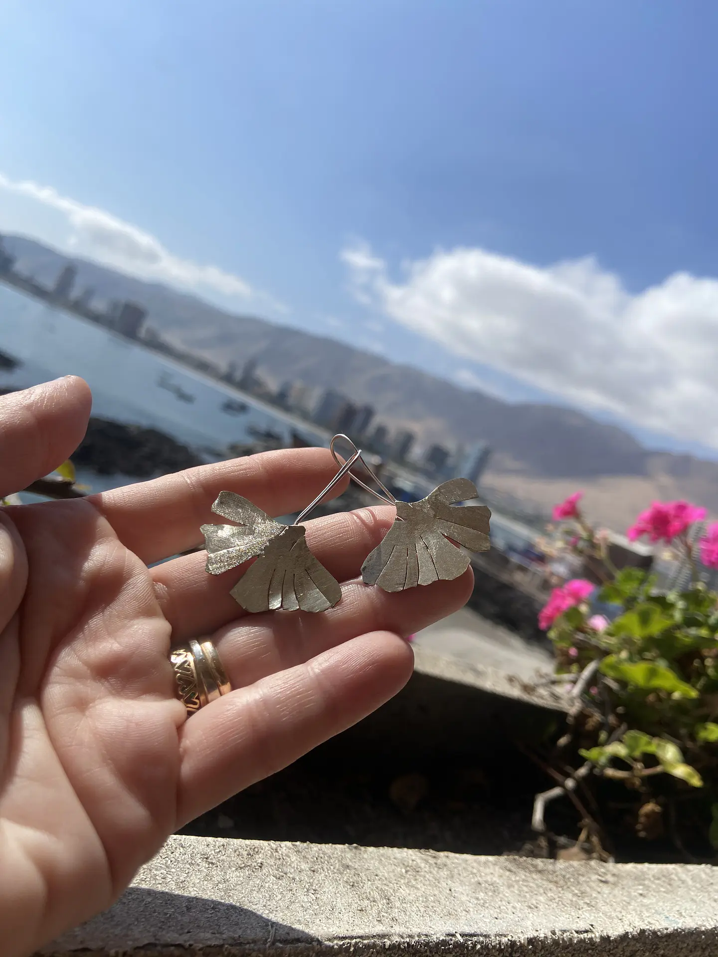 Aros o Pendientes de hojas de Gingko Biloba   “mini gingkos