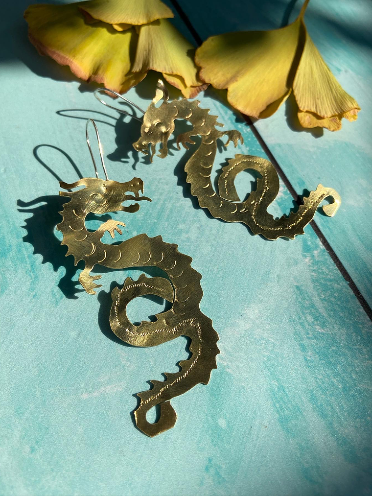 Aros o Pendientes  de Dragón    7