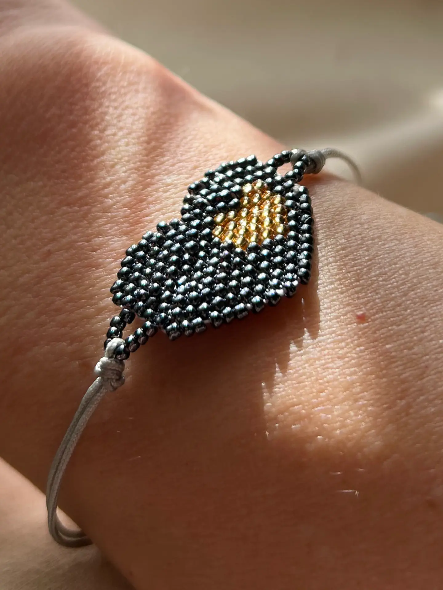 Pulseras Delicadas Miyuki  con mostacillas calibradas y adaptables 1