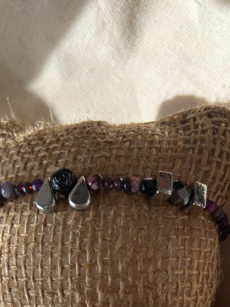 Pulsera con piezas turcas cristales checos y piedras naturales  2