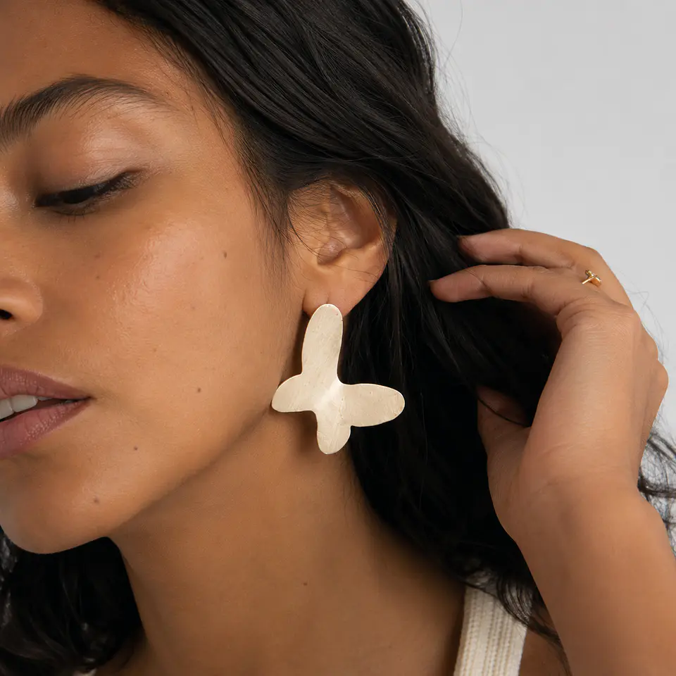 Aros o Pendientes con diseño de mariposa  “Papillon
