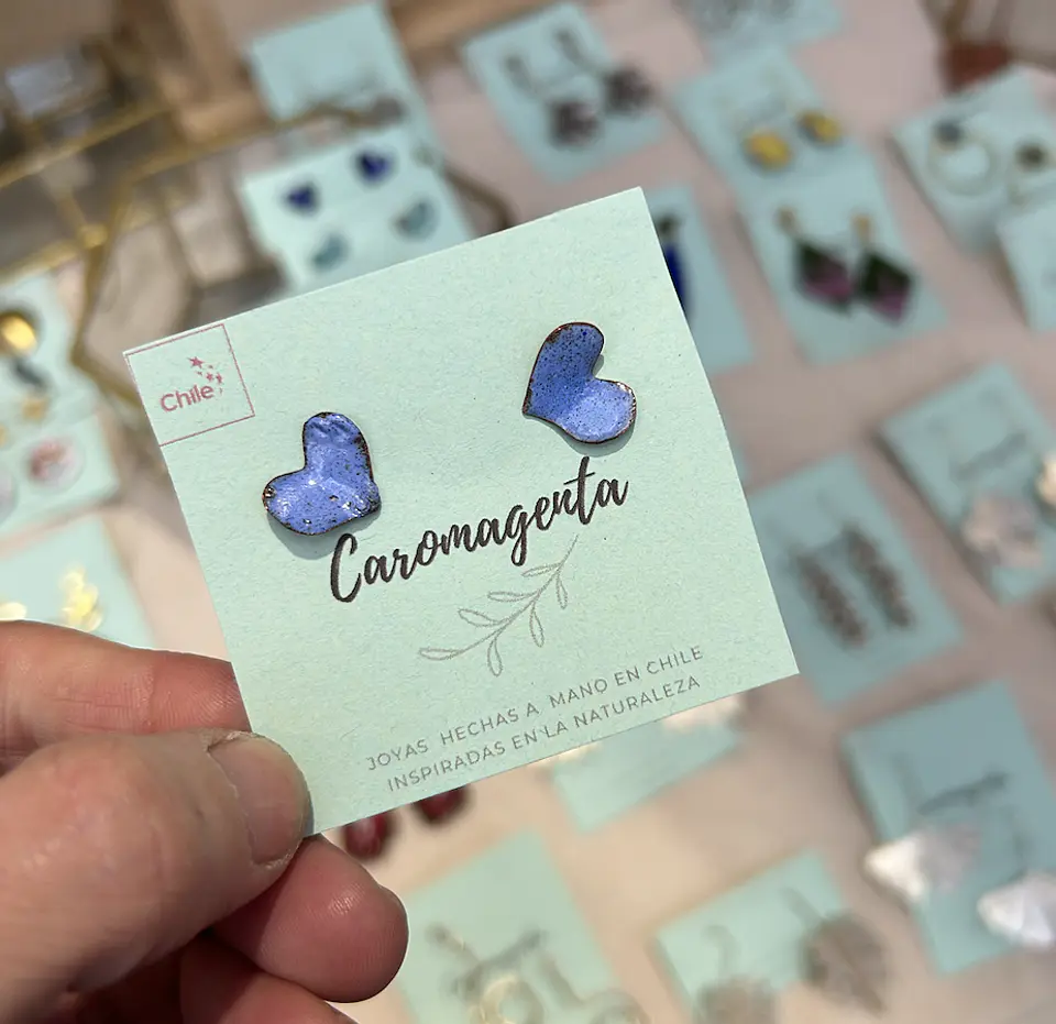 Aros o aretes de corazones esmaltados  1
