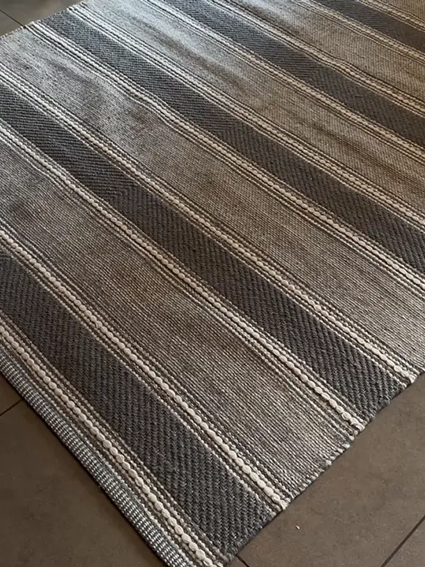 Loom Gris 2