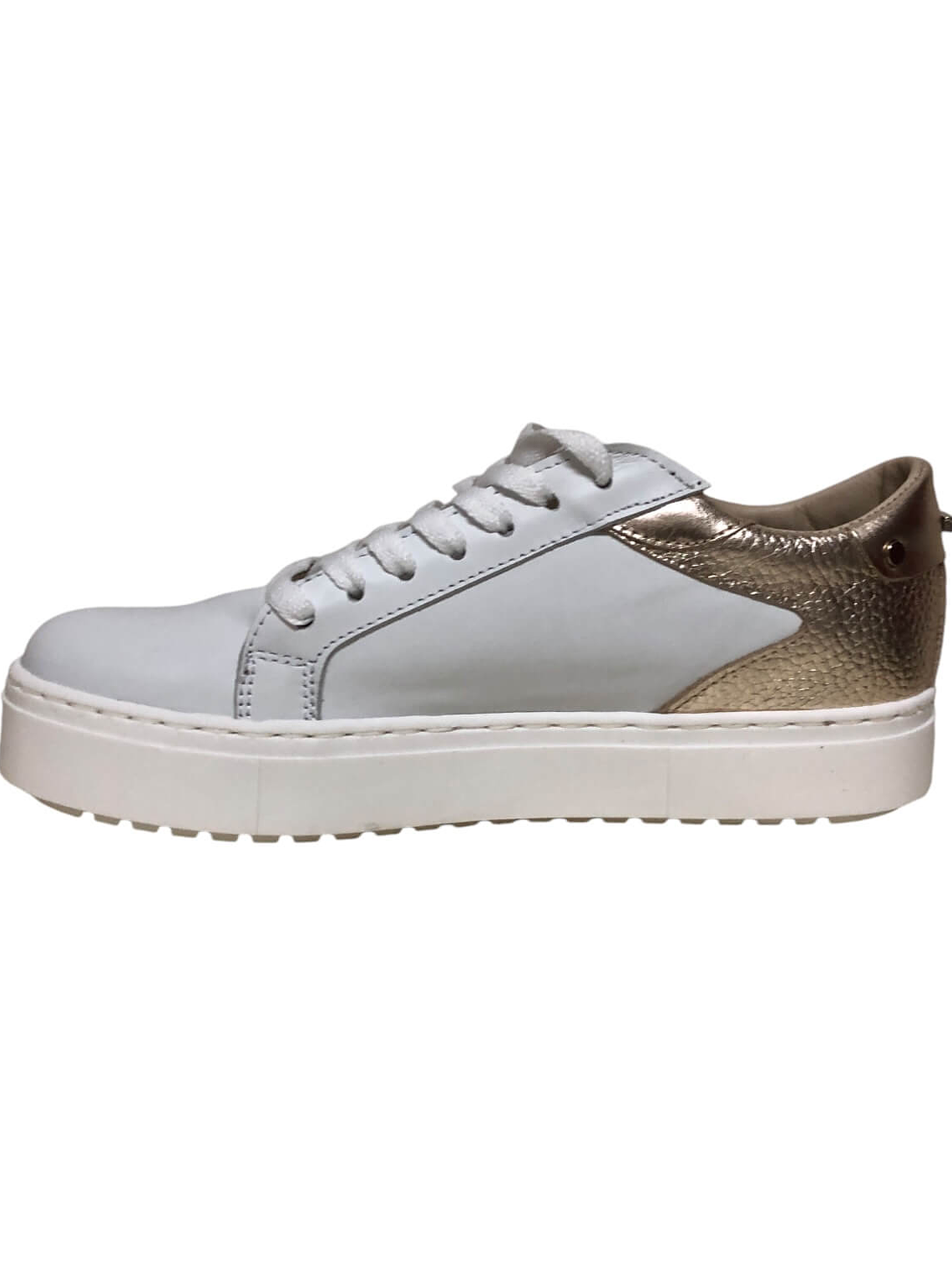 ZAPATILLA DE CUERO DORETT #38 7