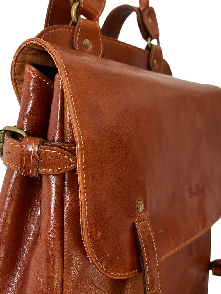 Mochila de Cuero PEDRO PABLO curry 6